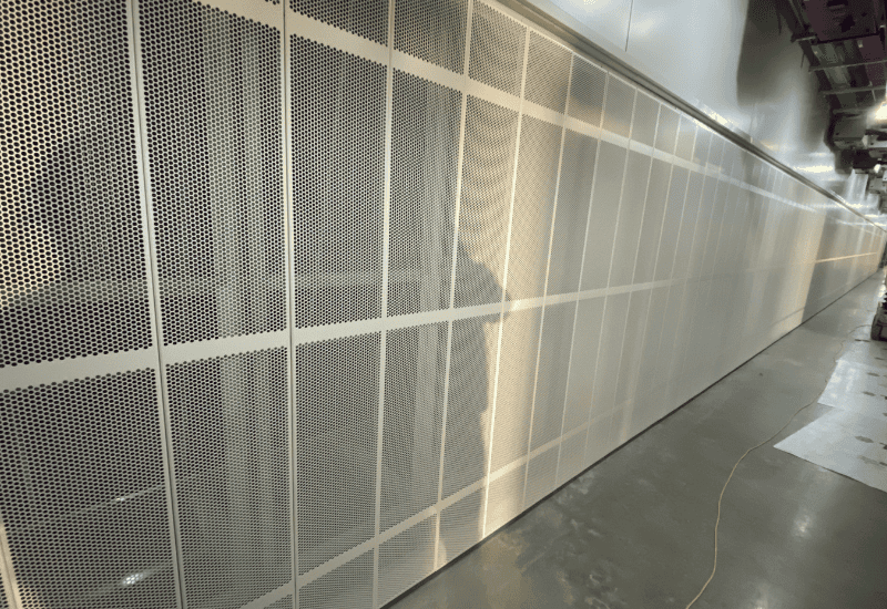 Data centre cabniets, partitions and security mesh , Graepels (1)