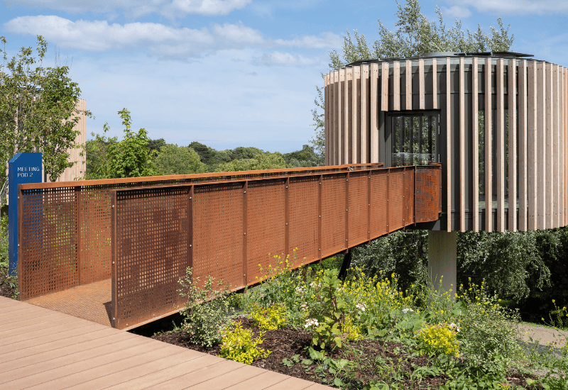 Perforated metal and woven wire mesh landscape design, Graepels (18)