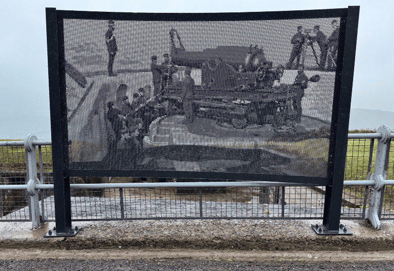 Picture Perf, By Graepels Camden Fort Engineered Metal Picture Perf - Irish steel winner